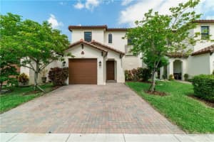 3564 SW 92nd Ave, Pembroke Pines, FL 33025, Sold 08/20/19