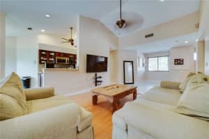 964 NW 92nd Terrace #12d, Plantation, FL 33324, Sold 08/16/19