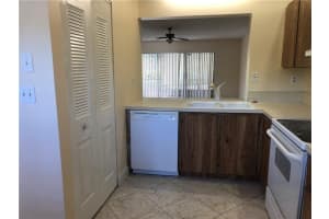 160 SE 7th St, Deerfield Beach, FL 33441, Sold 03/06/20