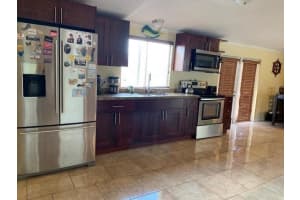 21521 NW 3rd Pl, Pembroke Pines, FL 33029, Sold 01/03/20