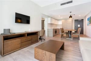 777 N Ocean Dr n406, Hollywood, FL 33019, Sold 02/09/21