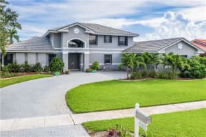 19410 NW 8th St, Pembroke Pines, FL 33029, Sold 08/28/19