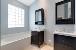 3179 Dogwood Ln, Margate, FL 33063, Sold 08/06/19