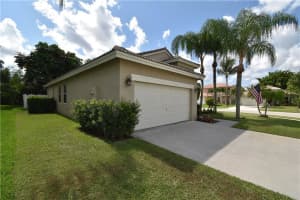 6701 Stonecreek St, Greenacres, FL 33413, Sold 09/13/19
