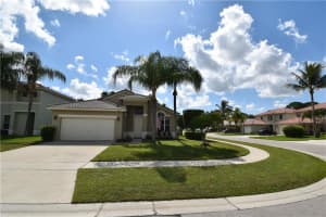 6701 Stonecreek St, Greenacres, FL 33413, Sold 09/13/19