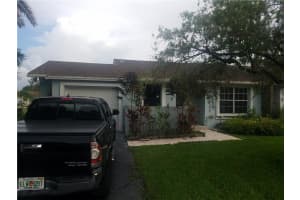 5576 W Lakewood Cir, Margate, FL 33063, Sold 10/04/19