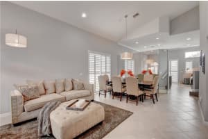 10050 NW 18th St, Pembroke Pines, FL 33024, Sold 08/26/19