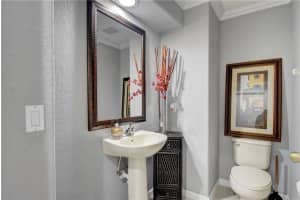 10050 NW 18th St, Pembroke Pines, FL 33024, Sold 08/26/19