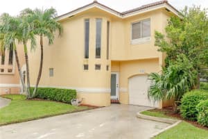 11275 Lakeview Dr, Coral Springs, FL 33071, Sold 08/22/19