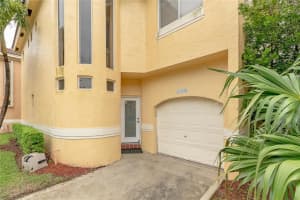 11275 Lakeview Dr, Coral Springs, FL 33071, Sold 08/22/19