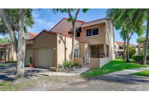 568 N University Dr, Plantation, FL 33324, Sold 08/30/19