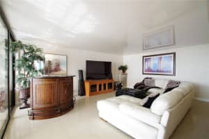 1901 N Ocean Blvd PH-D, Fort Lauderdale, FL 33305, Sold 01/02/20