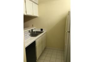 907 Twin Lakes Dr, Coral Springs, FL 33071, Sold 01/28/20