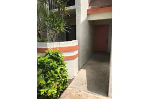 5543 Courtyard Dr, Margate, FL 33063, Sold 08/15/19