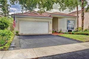 9 Gables Blvd, Weston, FL 33326, Sold 10/23/19