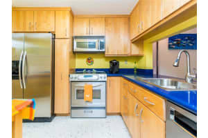 252 City View Dr, Fort Lauderdale, FL 33311, Sold 09/23/19