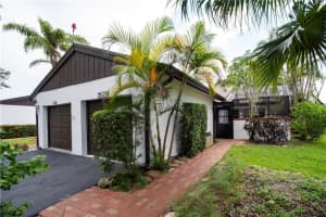 6387 Pinehurst Cir, Tamarac, FL 33321, Sold 09/18/19