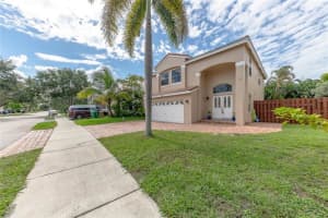 8432 SW 44th Pl, Davie, FL 33328, Sold 08/23/19