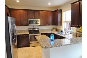 12390 N Village Cir, Davie, FL 33325, Sold 10/16/19