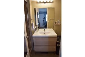 9260 NW 1st St, Pembroke Pines, FL 33024, Sold 08/20/19