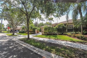 389 Mallard Ln, Weston, FL 33327, Sold 01/16/20