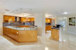 615 Bayshore Dr, Fort Lauderdale, FL 33304, Sold 09/30/19