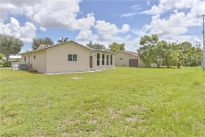 9908 NW 70th St, Tamarac, FL 33321, Sold 10/01/19