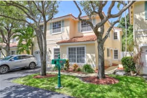 806 Garnet Cir, Weston, FL 33326, Sold 11/14/19
