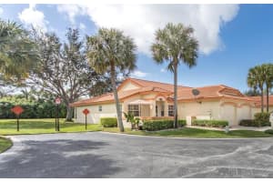 8052 Summer Shores Dr, Delray Beach, FL 33446, Sold 10/24/19