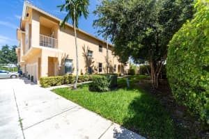 2956 Crestwood Ter, Margate, FL 33063, Sold 01/13/20