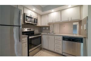 2741 S Oakland Forest Dr, Oakland Park, FL 33309, Sold 10/16/19