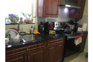 7130 NW 169th St, Hialeah, FL 33015, Sold 09/26/19