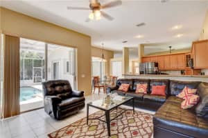 5989 NW 74th St, Parkland, FL 33067, Sold 10/11/19