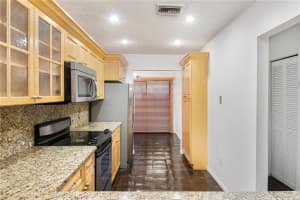 458 SE 14th St, Dania Beach, FL 33004, Sold 09/16/19