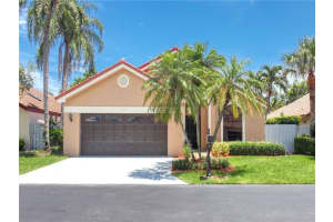 111 Executive Cir, Boynton Beach, FL 33436, Sold 08/07/20
