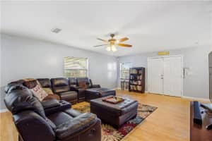 5200 NW 94th Terrace, Sunrise, FL 33351, Sold 10/22/19