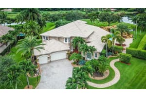 2801 W Lake Vista Cir, Davie, FL 33328, Sold 09/09/20