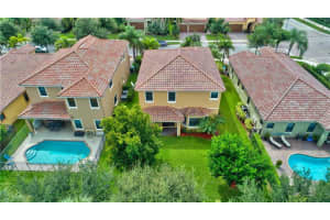 7513 NW 113th Ave, Parkland, FL 33076, Sold 09/24/19