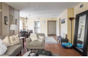 225 SE 10th St #12d, Deerfield Beach, FL 33441, Sold 10/22/19