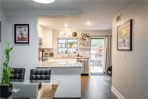 325 City View Dr, Fort Lauderdale, FL 33311, Sold 09/17/19