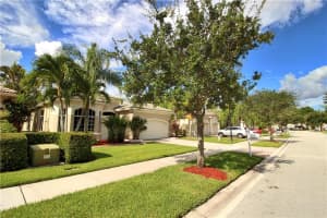 19344 SW 66th St, Fort Lauderdale, FL 33332, Sold 09/20/19