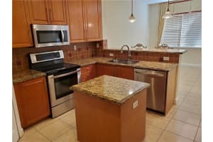 5471 NW 113th Pl, Doral, FL 33178, Sold 10/04/19