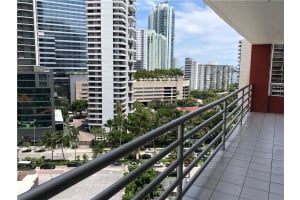 1541 Brickell Ave C1206, Miami, FL 33129, Sold 01/31/20