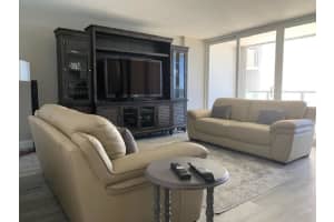 4300 N Ocean Blvd #17f, Fort Lauderdale, FL 33308, Sold 08/30/19