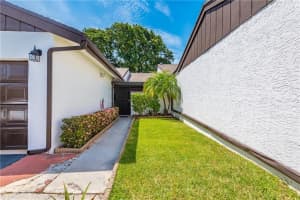 9271 Wedgewood Dr D20, Tamarac, FL 33321, Sold 10/28/19