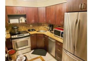 238 Hibiscus Ave, Lauderdale-By-The-Sea, FL 33308, Sold 11/20/19