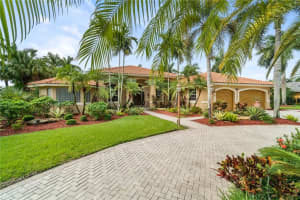 10770 SW 38th Dr, Davie, FL 33328, Sold 02/04/20