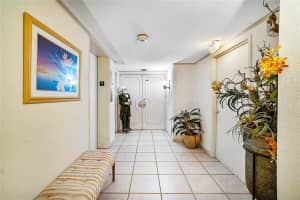 1200 S Ocean Blvd f16, Boca Raton, FL 33432, Sold 06/10/20