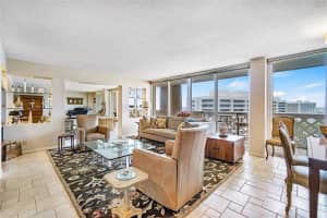 1200 S Ocean Blvd f16, Boca Raton, FL 33432, Sold 06/10/20