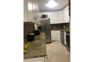 649 W Oakland Park Blvd, Wilton Manors, FL 33311, Sold 11/06/19